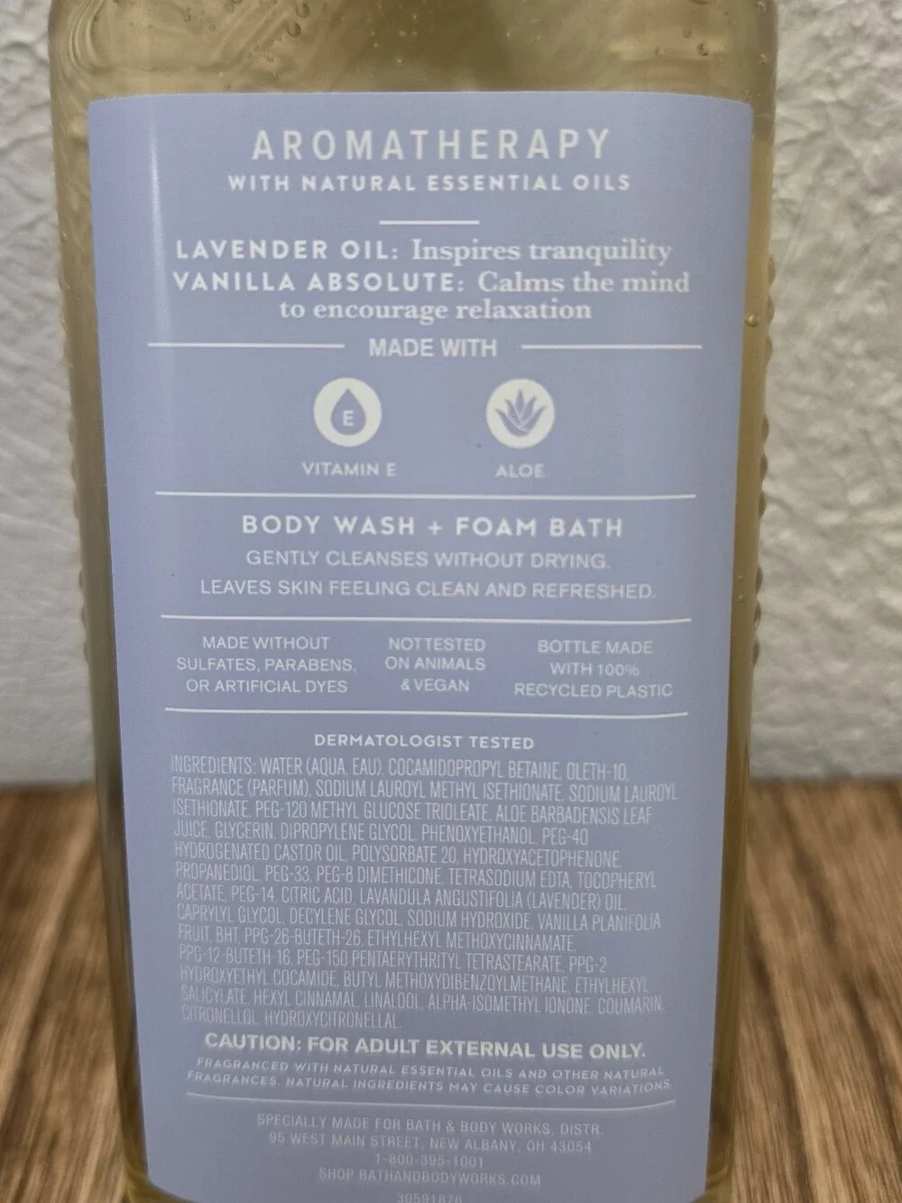 Bath & Body Works Aromatherapy Lavender Vanilla Sleep Body Wash - Lavender